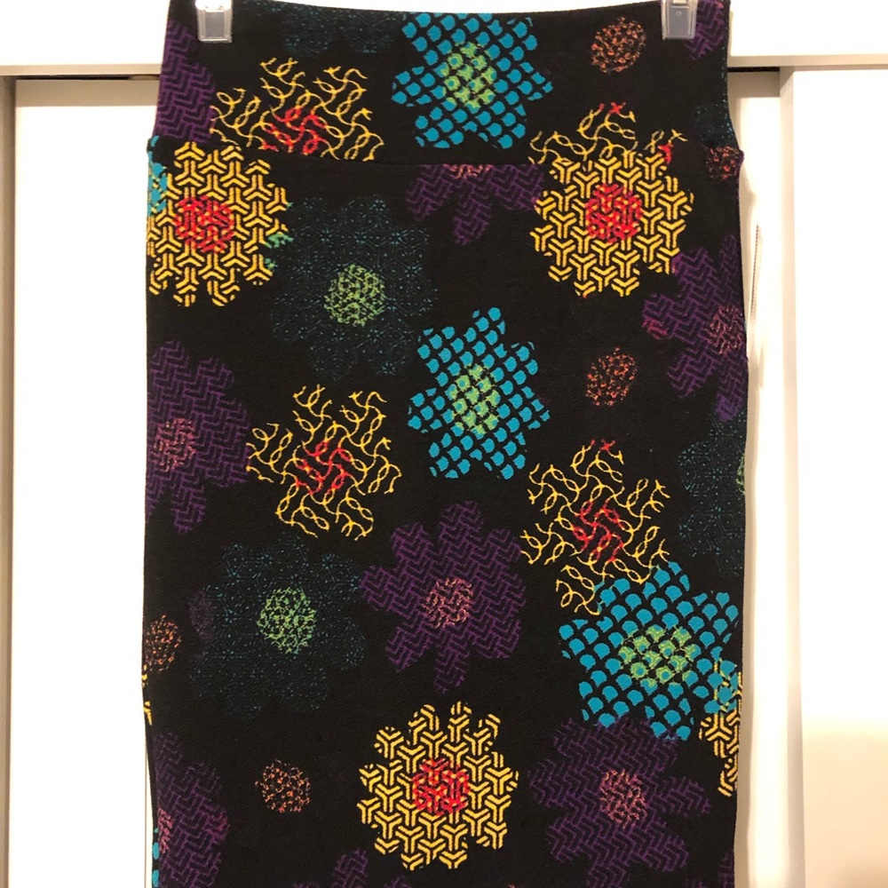 LulaRoe Cassie Skirt